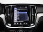 Volvo V60 2.0 T8 Recharge AWD R-Design VERWACHT !! | PANORAMADAK | MEMORY | NAVIGATIE | CAMERA | TREKHAAK | STOELVERWARMING | LEDER | SPORSTOELEN | ELEKTRISCHE STOEL | 12 MAANDEN BOVAG GARANTIE |