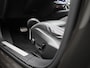 Volvo V60 2.0 T8 Recharge AWD R-Design VERWACHT !! | PANORAMADAK | MEMORY | NAVIGATIE | CAMERA | TREKHAAK | STOELVERWARMING | LEDER | SPORSTOELEN | ELEKTRISCHE STOEL | 12 MAANDEN BOVAG GARANTIE |