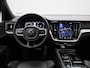 Volvo V60 2.0 T8 Recharge AWD R-Design VERWACHT !! | PANORAMADAK | MEMORY | NAVIGATIE | CAMERA | TREKHAAK | STOELVERWARMING | LEDER | SPORSTOELEN | ELEKTRISCHE STOEL | 12 MAANDEN BOVAG GARANTIE |