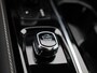 Volvo V60 2.0 T8 Recharge AWD R-Design VERWACHT !! | PANORAMADAK | MEMORY | NAVIGATIE | CAMERA | TREKHAAK | STOELVERWARMING | LEDER | SPORSTOELEN | ELEKTRISCHE STOEL | 12 MAANDEN BOVAG GARANTIE |