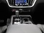 Volvo V60 2.0 T8 Recharge AWD R-Design VERWACHT !! | PANORAMADAK | MEMORY | NAVIGATIE | CAMERA | TREKHAAK | STOELVERWARMING | LEDER | SPORSTOELEN | ELEKTRISCHE STOEL | 12 MAANDEN BOVAG GARANTIE |