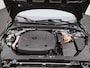 Volvo V60 2.0 T8 Recharge AWD R-Design VERWACHT !! | PANORAMADAK | MEMORY | NAVIGATIE | CAMERA | TREKHAAK | STOELVERWARMING | LEDER | SPORSTOELEN | ELEKTRISCHE STOEL | 12 MAANDEN BOVAG GARANTIE |
