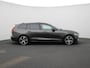 Volvo V60 2.0 T8 Recharge AWD R-Design VERWACHT !! | PANORAMADAK | MEMORY | NAVIGATIE | CAMERA | TREKHAAK | STOELVERWARMING | LEDER | SPORSTOELEN | ELEKTRISCHE STOEL | 12 MAANDEN BOVAG GARANTIE |
