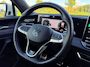 Volkswagen Tiguan 1.5 eHybrid R-Line Edition |IQ.Light |Panorama dak | Lichtmetalen Velgen 20"| Plug-in |Trekhaak| Stoelverwarming