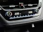 Toyota Corolla Touring Sports 1.8 Hybrid | Trekhaak | Apple CarPlay met navigatie | Adaptieve cruise | Lane assist | Climate control | Camera | 18 inch velgen | LED | DAB | NAP | Volledig dealeronderhouden