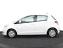 Toyota Yaris 1.0 VVT-i Now | Airco | Radio-cd speler | Trekhaak |
