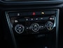 Volkswagen T-Roc 1.0 TSI Style 115 PK | Dealer onderhouden | Camera | Navigatie | Afneembare trekhaak | Adaptieve cruise control | Orgineel Nederlands | Climate control |