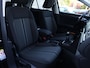 Volkswagen T-Roc 1.0 TSI Style 115 PK | Dealer onderhouden | Camera | Navigatie | Afneembare trekhaak | Adaptieve cruise control | Orgineel Nederlands | Climate control |