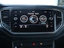Volkswagen T-Roc 1.0 TSI Style 115 PK | Dealer onderhouden | Camera | Navigatie | Afneembare trekhaak | Adaptieve cruise control | Orgineel Nederlands | Climate control |