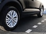 Volkswagen T-Roc 1.0 TSI Style 115 PK | Dealer onderhouden | Camera | Navigatie | Afneembare trekhaak | Adaptieve cruise control | Orgineel Nederlands | Climate control |