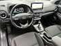 Hyundai Kona 1.6 GDI HEV Comfort Smart / Dealer onderhouden / Fabrieksgarantie tot 03-2027 / Navigatie / Apple Carplay Android / Stuur- & stoelverwarming / Krell audio / 18" LM wielen /