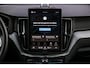 Volvo XC60 T8 Plug-in hybrid AWD Ultra Black Edition | Adaptieve Cruise Control | Panoramadak | Bowers & Wilkins Audio | 360° Parkeercamera | Head-Up Display | Dodehoek Detectie | Stoel-/Stuurverwarming | Nappa Lederen Sportstoelen + Massage |