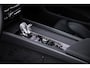 Volvo XC60 T8 Plug-in hybrid AWD Ultra Black Edition | Adaptieve Cruise Control | Panoramadak | Bowers & Wilkins Audio | 360° Parkeercamera | Head-Up Display | Dodehoek Detectie | Stoel-/Stuurverwarming | Nappa Lederen Sportstoelen + Massage |