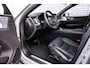 Volvo XC60 T8 Plug-in hybrid AWD Ultra Black Edition | Adaptieve Cruise Control | Panoramadak | Bowers & Wilkins Audio | 360° Parkeercamera | Head-Up Display | Dodehoek Detectie | Stoel-/Stuurverwarming | Nappa Lederen Sportstoelen + Massage |