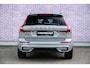 Volvo XC60 T8 Plug-in hybrid AWD Ultra Black Edition | Adaptieve Cruise Control | Panoramadak | Bowers & Wilkins Audio | 360° Parkeercamera | Head-Up Display | Dodehoek Detectie | Stoel-/Stuurverwarming | Nappa Lederen Sportstoelen + Massage |