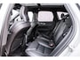 Volvo XC60 T8 Plug-in hybrid AWD Ultra Black Edition | Adaptieve Cruise Control | Panoramadak | Bowers & Wilkins Audio | 360° Parkeercamera | Head-Up Display | Dodehoek Detectie | Stoel-/Stuurverwarming | Nappa Lederen Sportstoelen + Massage |