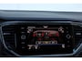 Volkswagen T-Roc 1.0 TSI 110pk Style | Achteruitrijcamera | Adaptive Cruise | Apple Carplay/Android Auto