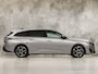 Peugeot 308 SW 1.6 Plug-in Hybrid 180 Allure 180Pk Automaat (APPLE CARPLAY, GROOT NAVI, 360 CAMERA, LEDER, SPORTSTOELEN, GETINT GLAS, ADAPTIVE CRUISE, KEYLESS, NIEUWSTAAT)