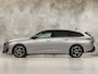 Peugeot 308 SW 1.6 Plug-in Hybrid 180 Allure 180Pk Automaat (APPLE CARPLAY, GROOT NAVI, 360 CAMERA, LEDER, SPORTSTOELEN, GETINT GLAS, ADAPTIVE CRUISE, KEYLESS, NIEUWSTAAT)