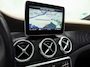 Mercedes-Benz GLA 250 4Matic Premium AMG Sport 211Pk Automaat (PANORAMADAK, MEMORY SEATS, GROOT NAVI, CAMERA, TREKHAAK, SPORTSTOELEN, GETINT GLAS, BRUIN LEDER, STOELVERWARMING, NIEUWSTAAT)