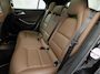 Mercedes-Benz GLA 250 4Matic Premium AMG Sport 211Pk Automaat (PANORAMADAK, MEMORY SEATS, GROOT NAVI, CAMERA, TREKHAAK, SPORTSTOELEN, GETINT GLAS, BRUIN LEDER, STOELVERWARMING, NIEUWSTAAT)