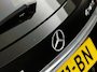 Mercedes-Benz GLA 250 4Matic Premium AMG Sport 211Pk Automaat (PANORAMADAK, MEMORY SEATS, GROOT NAVI, CAMERA, TREKHAAK, SPORTSTOELEN, GETINT GLAS, BRUIN LEDER, STOELVERWARMING, NIEUWSTAAT)