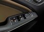 Mercedes-Benz GLA 250 4Matic Premium AMG Sport 211Pk Automaat (PANORAMADAK, MEMORY SEATS, GROOT NAVI, CAMERA, TREKHAAK, SPORTSTOELEN, GETINT GLAS, BRUIN LEDER, STOELVERWARMING, NIEUWSTAAT)