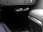 Toyota Yaris 1.5 Hybrid 115 Dynamic Comfort Pack | BTW voertuig | Stoel+stuurverwarming | Dodehoek detectie | Parkeersensoren voor+achter | Draadloze telefoonlader | Navigatie | Apple CarPlay/Android Auto |