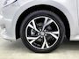 Toyota Yaris 1.5 Hybrid 115 Dynamic Comfort Pack | BTW voertuig | Stoel+stuurverwarming | Dodehoek detectie | Parkeersensoren voor+achter | Draadloze telefoonlader | Navigatie | Apple CarPlay/Android Auto |