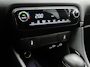 Toyota Yaris 1.5 Hybrid 115 Dynamic Comfort Pack | BTW voertuig | Stoel+stuurverwarming | Dodehoek detectie | Parkeersensoren voor+achter | Draadloze telefoonlader | Navigatie | Apple CarPlay/Android Auto |