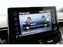Toyota Corolla 1.8 Hybrid Dynamic | Stoelverwarming | Keyless | Leder-stof bekleding | Trekhaak |