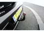 Toyota Corolla 1.8 Hybrid Dynamic | Stoelverwarming | Keyless | Leder-stof bekleding | Trekhaak |