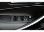Toyota Corolla 1.8 Hybrid Dynamic | Stoelverwarming | Keyless | Leder-stof bekleding | Trekhaak |