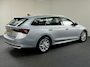 Skoda Octavia Combi 1.5 TSI MHEV Business Selection Camera / PDC / Trekhaak / Stoel & Stuurverw. / Carplay / Standkachel