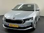 Skoda Octavia Combi 1.5 TSI MHEV Business Selection Camera / PDC / Trekhaak / Stoel & Stuurverw. / Carplay / Standkachel