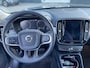 Volvo XC40 1.5 T2 Business Pro | Harman Kardon Audio | Achteruitrijcamera | Parkeersensoren | Stoelverwarming voor en achter | Parkeerverwarming | Cruise Control Adaptief | BLIS | Navigatie