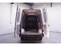Mercedes-Benz Sprinter 319 CDI 3.0 V6 190 pk Aut. L2H2 Trekhaak 3.500 kg Navi, Camera, Apple Carplay, Cruise Control, 3-Zits