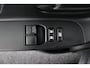 Toyota Yaris 1.0 VVT-i Aspiration | Airco | Trekhaak | All season banden |