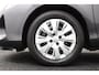 Toyota Yaris 1.0 VVT-i Aspiration | Airco | Trekhaak | All season banden |