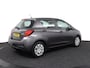 Toyota Yaris 1.0 VVT-i Aspiration | Airco | Trekhaak | All season banden |