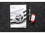 Toyota Yaris 1.0 VVT-i Aspiration | Airco | Trekhaak | All season banden |