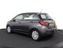 Toyota Yaris 1.0 VVT-i Aspiration | Airco | Trekhaak | All season banden |