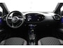 Toyota Aygo X 1.0 VVT-i S-CVT Premium | Automaat | Stoelverwarming | Leder - stof bekleding | Parkeersensoren |