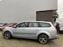 Ford Focus Wagon 1.6-16V Futura,Airco,Cruisecontrol,Trekhaak,Elektrischpakket,Sportstoelen,Boordcomputer,Regensensor,18 Inch Lmv