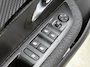 Peugeot e-208 EV Business 51 kWh 156pk | DEMO | 433km WLTP Actieradius | Lage kilometerstand! | Navigatie | Achteruitrijcamera | Cruise Control | Climate Control | Parkeersensoren v+a | Armsteun | Draadloze Apple Carplay/ Android Auto | Donker getint glas | Warmtepomp |