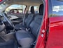 Suzuki Swift 1.2 Comfort Smart Hybrid **NIEUWE AUTO/ BURNIG RED & BLACK/ DIRECT LEVERBAAR**