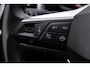 SEAT Ateca 1.5 TSI Style Business Intense 150PK / 110kW DSG, Full LED koplampen, keyless start & entry, achteruitrijcamera (Rear View), parkeersensoren voor en achter (PDC), Apple Carplay & Android Auto, DAB+, draadloze telefoonlader, navigatie, digital cockpit, adaptieve cruise control (ACC), parkeerassistent (Park Assist), 2-zone climatronic, 19" LMV, elektrisch verstel-, verwarm- en inklapbare buitenspiegels, multifunctioneel lederen stuurwiel, licht- en regensensor etc.