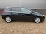 Toyota Auris 1.8 Hybrid Lease+ met panaramadak