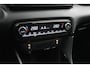 Toyota Yaris 1.5 Hybrid 130 Launch Edition | Stoel en stuurverwarming | Leder-stof bekleding | Parkeersensoren |
