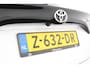 Toyota Yaris 1.5 Hybrid 130 Launch Edition | Stoel en stuurverwarming | Leder-stof bekleding | Parkeersensoren |